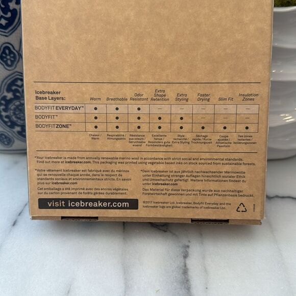 NWT Icebreaker BODYFIT EVERYDAY MERINO BASE LAYER size Small - Picture 3 of 6
